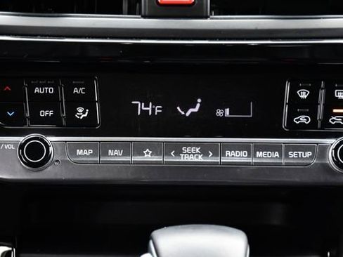 Certified 2024 Kia Seltos S image 23