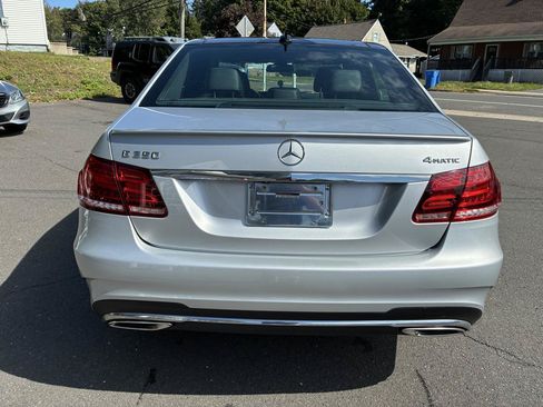 Used 2014 Mercedes-Benz E 350 4MATIC Sedan image 4