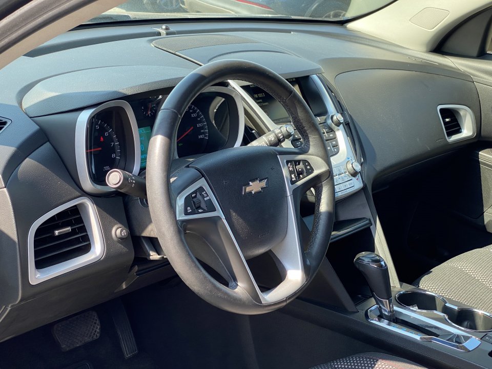 Used 2017 Chevrolet Equinox LT w/ Convenience Package FWD image 11