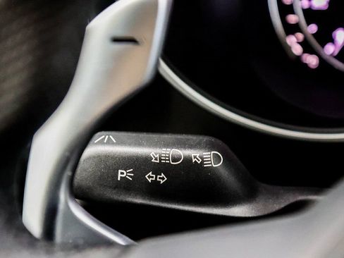 Used 2023 Alfa Romeo Stelvio Veloce AWD/4WD image 37