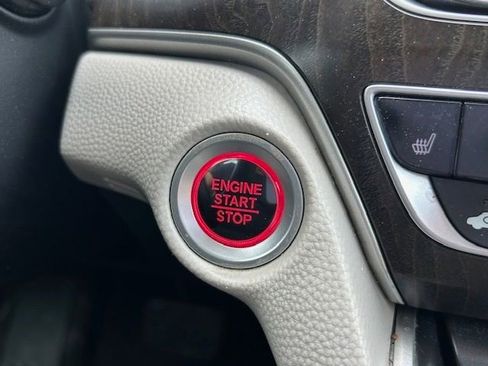 Used 2018 Honda Accord EX image 25