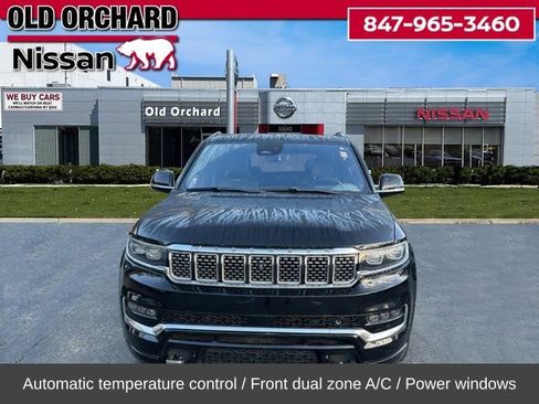 Used 2022 Jeep Grand Wagoneer Series III w/ Rear Seat Video Group 1 image 5