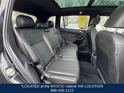 Certified 2022 Volkswagen Tiguan SE R-Line image 26