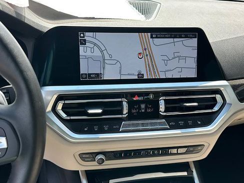Used 2020 BMW 330i xDrive Sedan w/ Premium Package AWD/4WD image 28