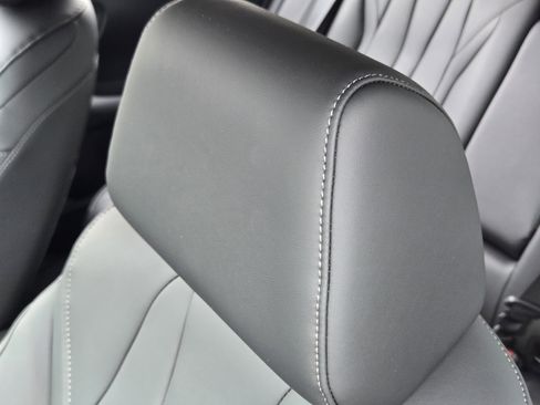 Certified 2025 Acura ADX FWD image 15