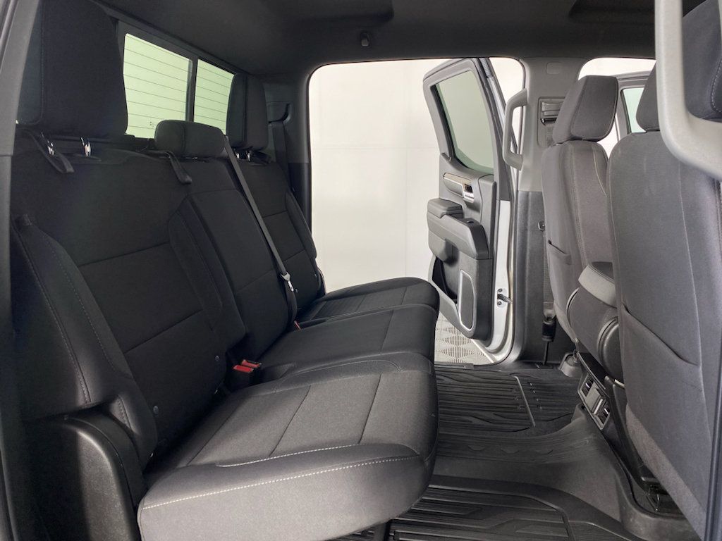 Used 2024 GMC Sierra 1500 SLE w/ Preferred Package AWD/4WD image 17