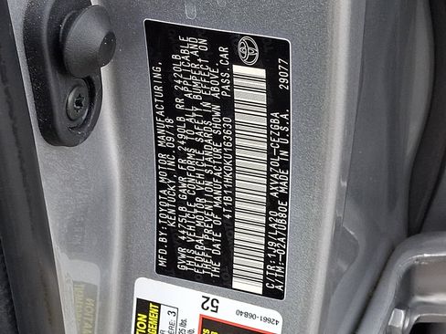 Used 2019 Toyota Camry XLE w/ Navigation Package image 27