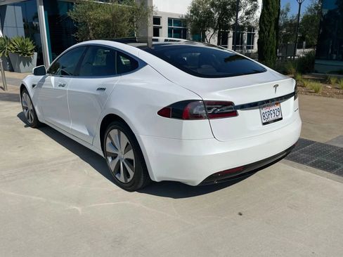 Used 2020 Tesla Model S Long Range Plus AWD/4WD image 5