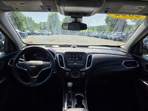 Used 2022 Chevrolet Equinox LT AWD/4WD image 19