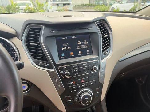 Used 2017 Hyundai Santa Fe Sport AWD/4WD image 5