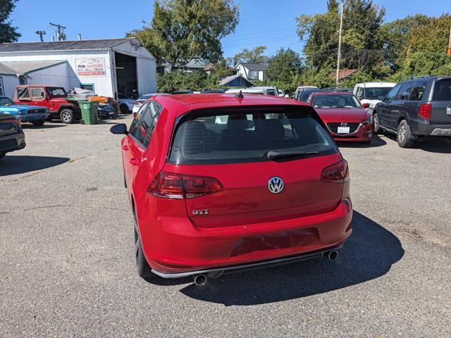 Used 2015 Volkswagen GTI SE FWD image 9
