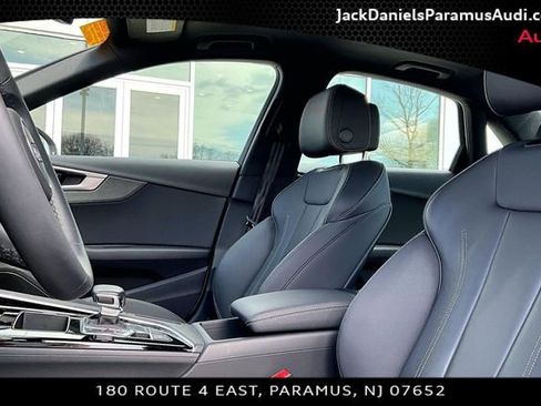 Used 2023 Audi A4 2.0T Premium w/ Convenience Package image 17
