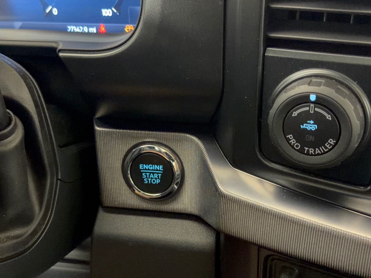 Used 2025 Ford F250 Platinum AWD/4WD image 20