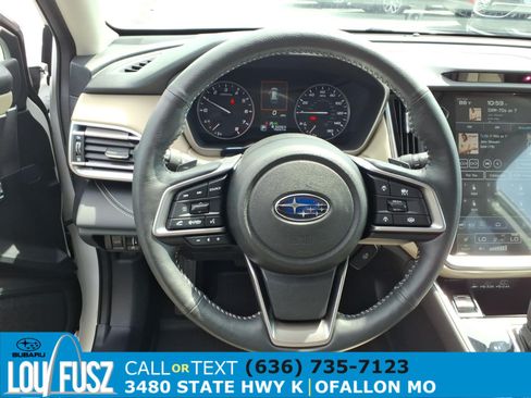 Used 2025 Subaru Outback Limited AWD/4WD image 7