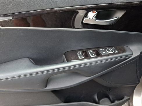 Used 2016 Kia Sorento FWD w/ LX Convenience Package image 13