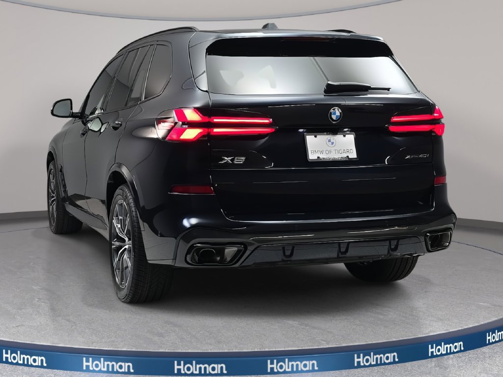Used 2026 BMW X5 xDrive40i w/ M Sport Package AWD/4WD image 4