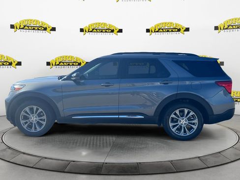 Used 2022 Ford Explorer XLT w/ Equipment Group 202A image 2