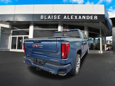 Used 2024 GMC Sierra 1500 Denali AWD/4WD image 3