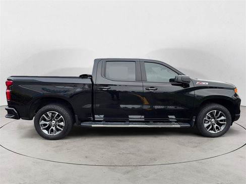 Used 2022 Chevrolet Silverado 1500 RST image 5