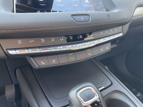 Used 2019 Cadillac XT4 Premium Luxury image 13