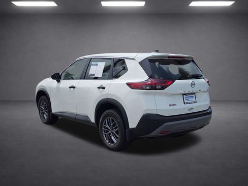 Used 2023 Nissan Rogue S FWD image 4