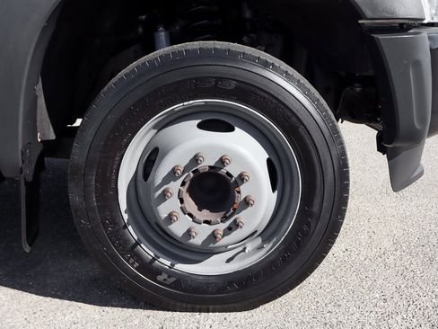 Used 2012 Ford F550 2WD Regular Cab Super Duty w/ PWR Equipment Group image 40