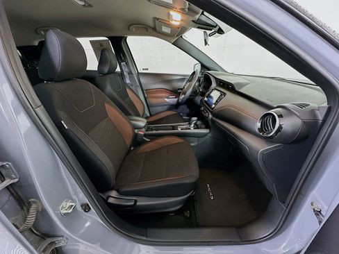 Used 2023 Nissan Kicks SR image 28