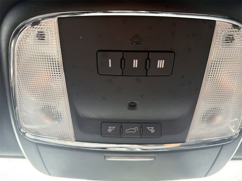 Used 2015 Jeep Grand Cherokee Limited image 33