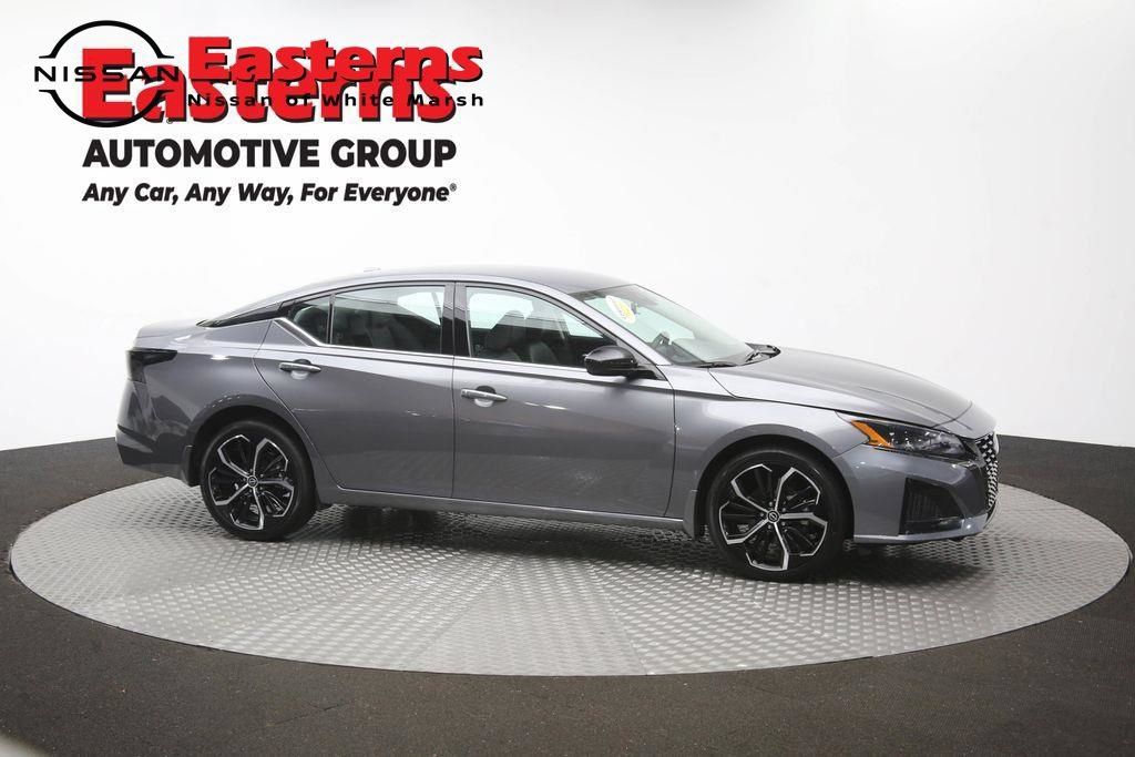 Used 2025 Nissan Altima 2.5 SR AWD/4WD image 47