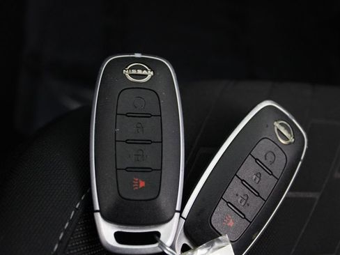 Certified 2023 Nissan Kicks SV image 27