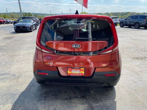 Used 2020 Kia Soul LX FWD image 6