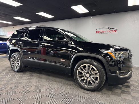Used 2017 GMC Acadia SLT image 1