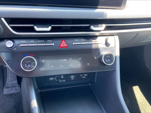 Used 2025 Hyundai Sonata SEL FWD image 35