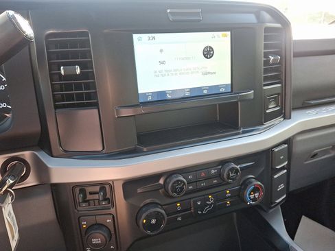 New 2026 Ford F250 XLT w/ 360-Degree Camera Package image 16
