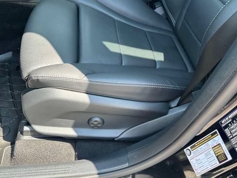 Certified 2022 Mercedes-Benz GLC 300 4MATIC image 18