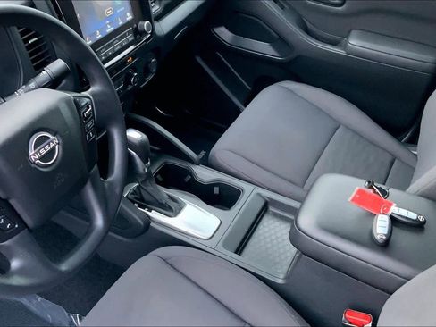 Used 2022 Nissan Frontier S w/ Technology Package image 15