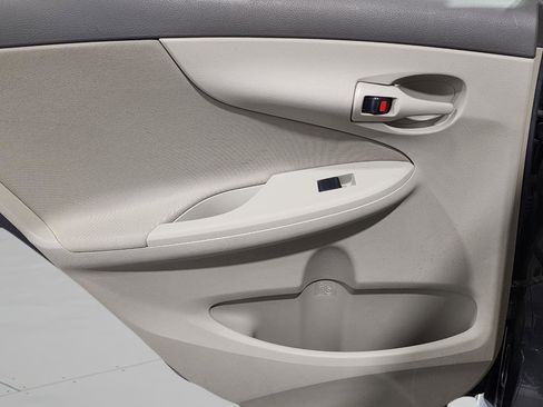 Used 2009 Toyota Corolla LE image 18