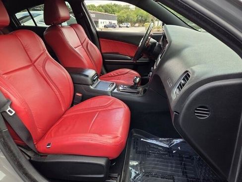 Used 2019 Dodge Charger Scat Pack RWD image 22