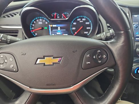 Used 2014 Chevrolet Impala LTZ FWD image 21