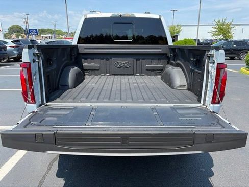 Used 2025 Ford F150 Raptor AWD/4WD image 13