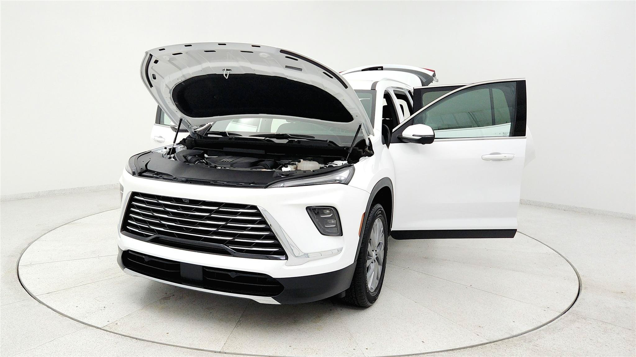 Used 2025 Buick Enclave Preferred FWD image 31