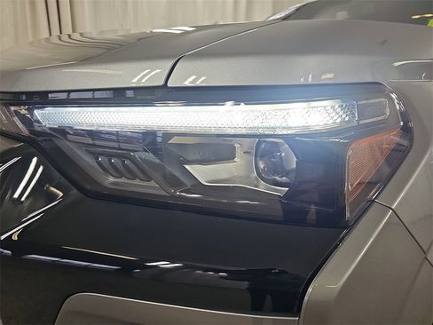 Certified 2023 Chevrolet Colorado Z71 w/ Z71 Convenience Package 2 image 34