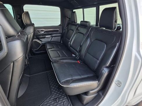 Used 2025 RAM 1500 Laramie AWD/4WD image 31