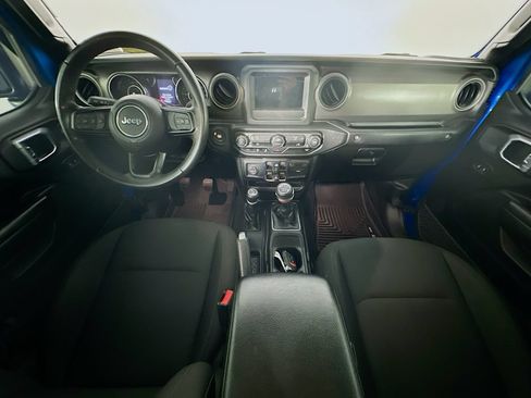 Used 2022 Jeep Gladiator Sport AWD/4WD image 10