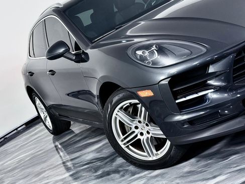 Used 2020 Porsche Macan S AWD/4WD image 4