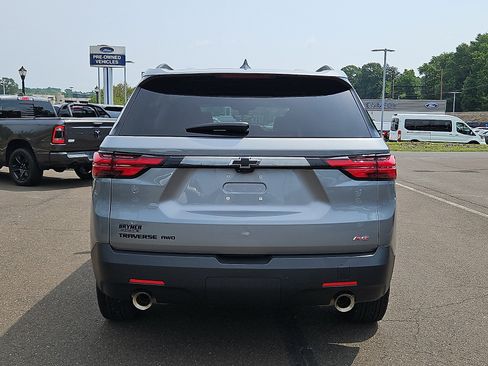 Used 2023 Chevrolet Traverse RS AWD/4WD image 5