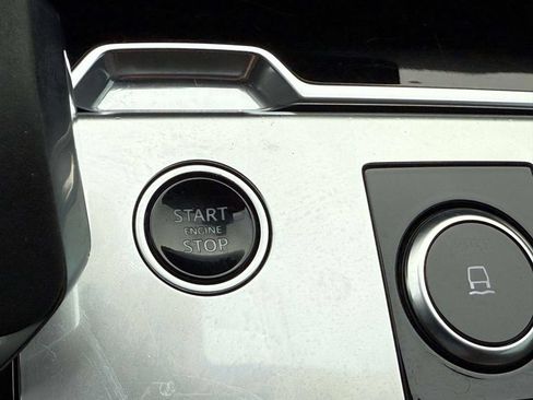 Used 2023 Land Rover Range Rover SE AWD/4WD image 24