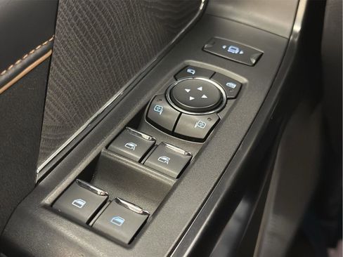 Used 2023 Ford F250 Platinum image 52