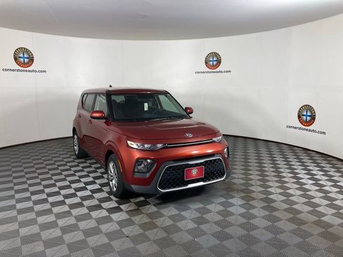 Certified 2021 Kia Soul LX image 16