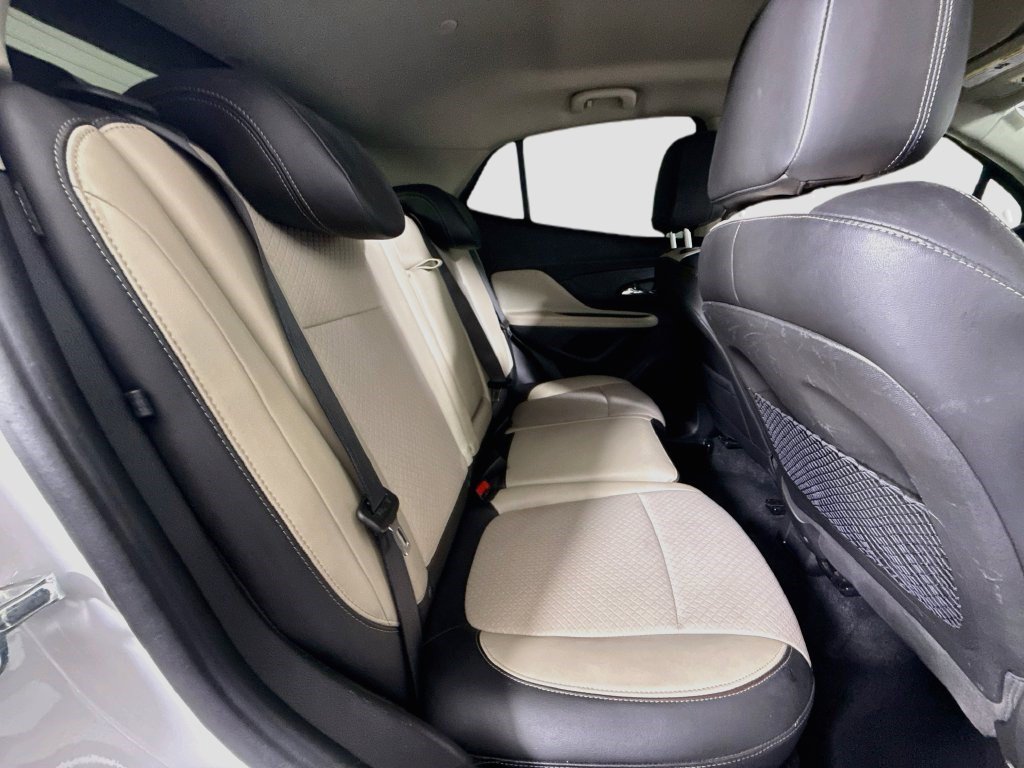 Used 2020 Buick Encore Preferred FWD image 26